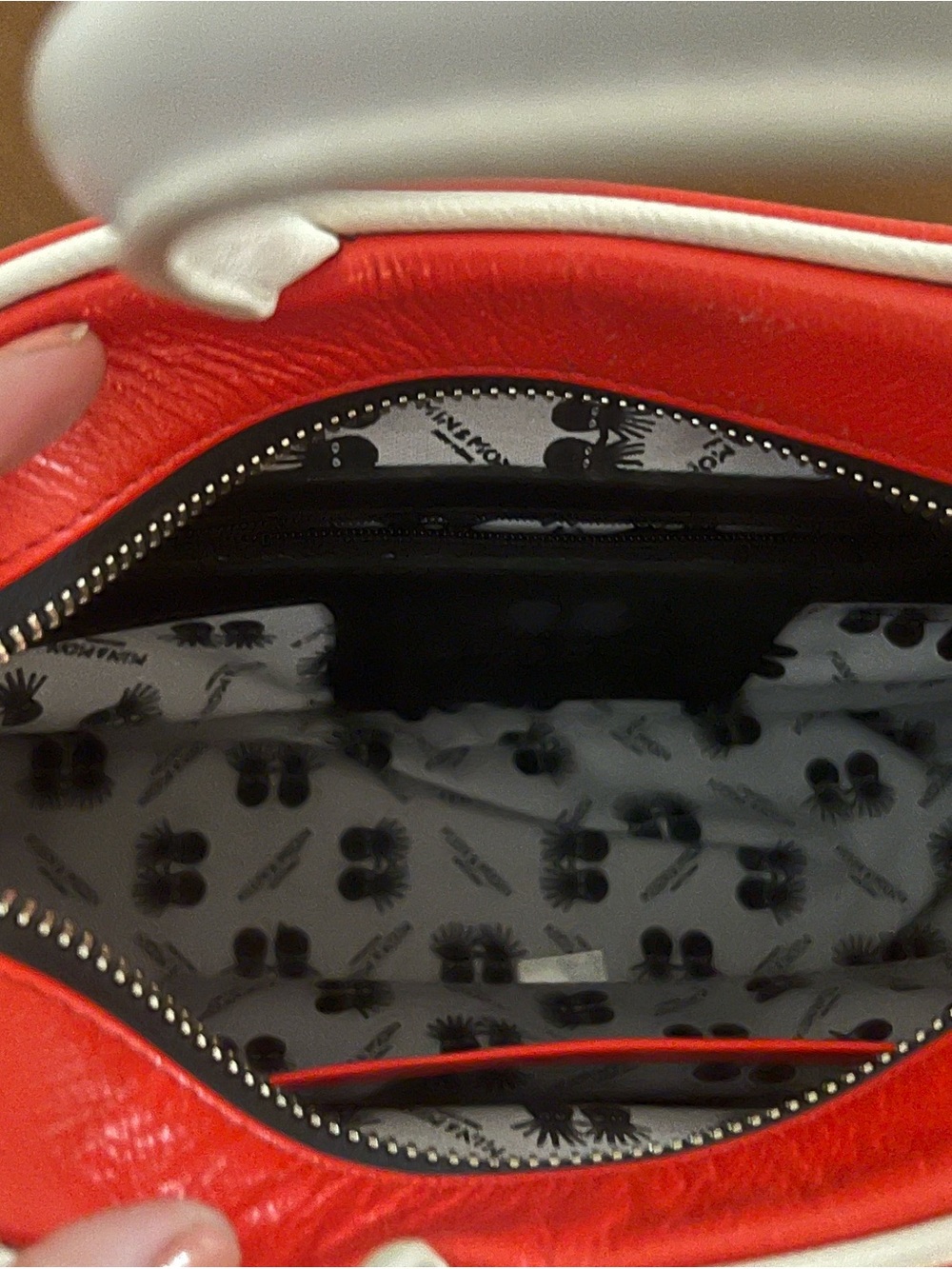 Min and Mon Marino Medium Crossbody Fiesta Red Leather Bag - Woodlands Print - Picture 4 of 5